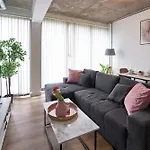 The Warrington Hideaway - Pluxa Rose Gray
