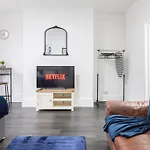 Tigris - Cosy Studio Apartment By Traboule Properties Ltd