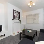 Clegge Street Lodge