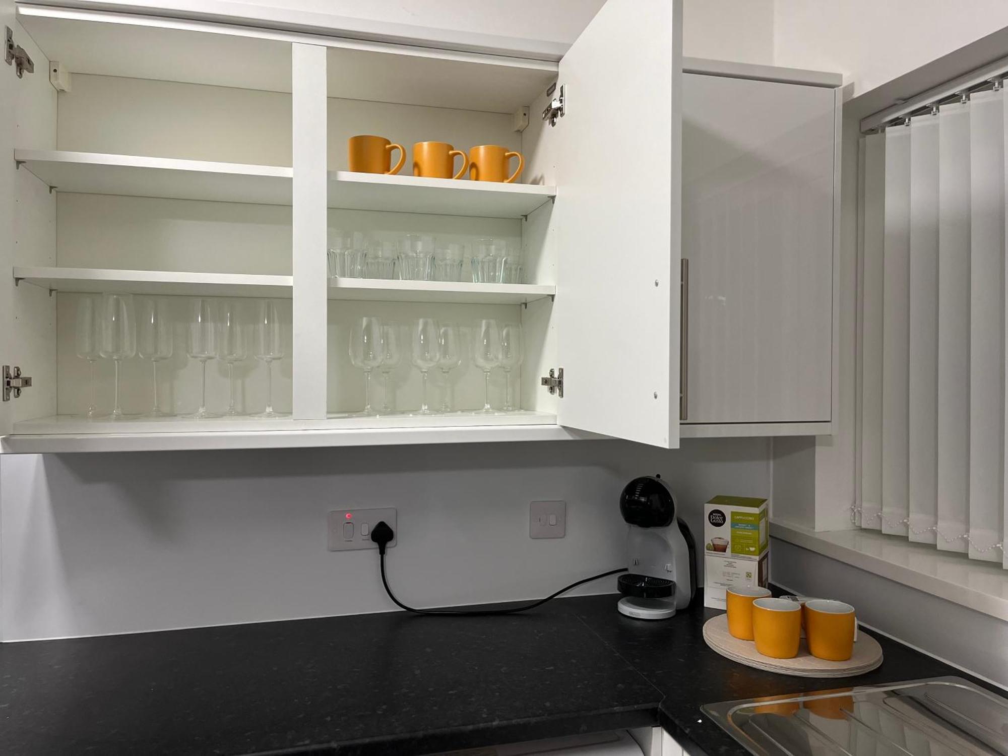 Just Apartment *