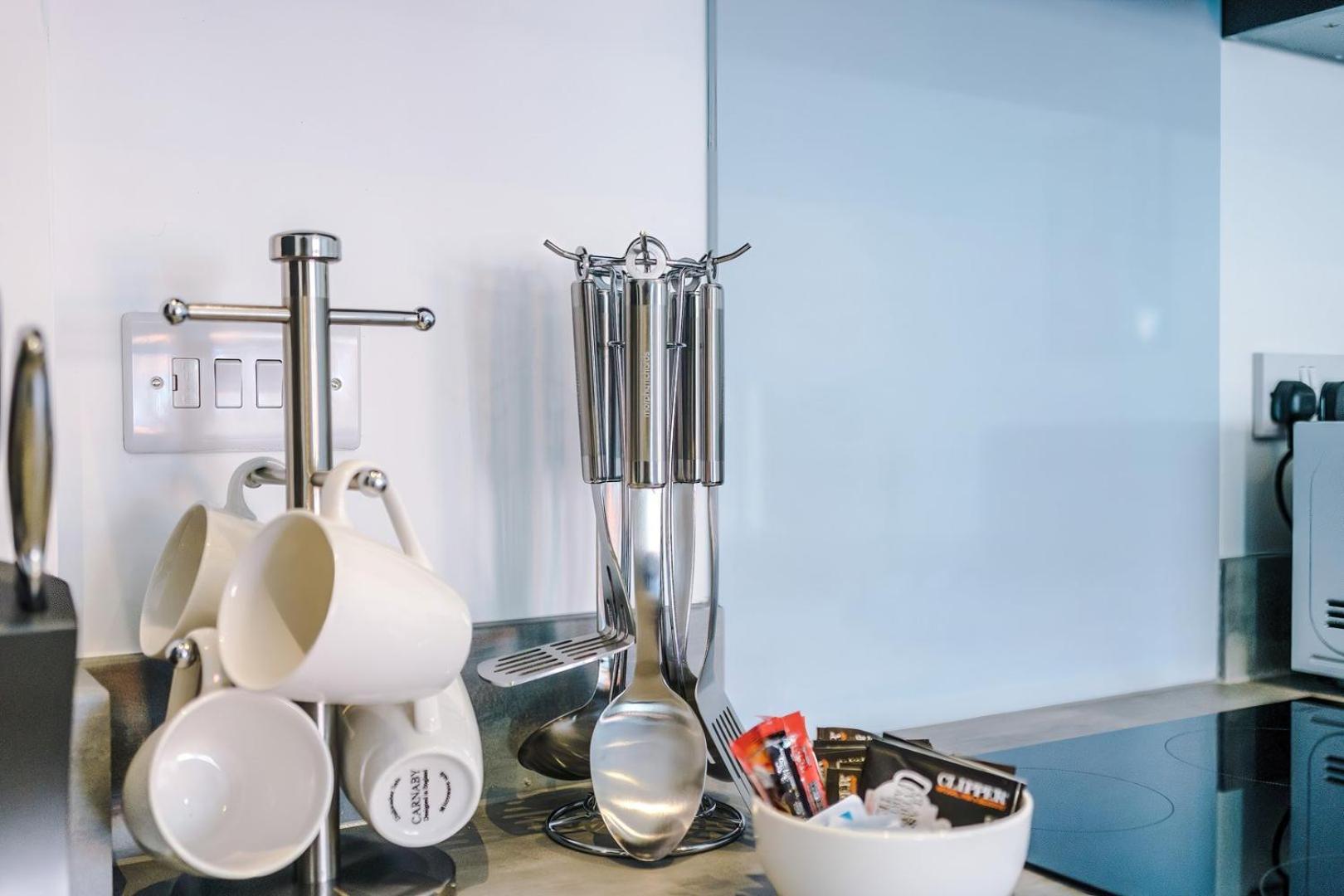 Apartment Cohost Partners In *