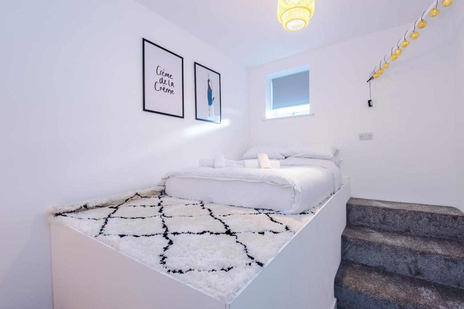 Apartment Cohost Partners Chic Heart Of Warrington (Cheshire)